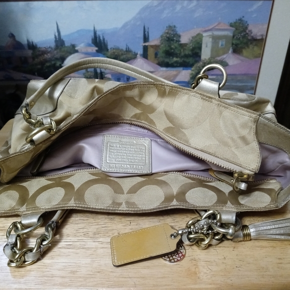 Coach Colette Designer Shoulder Tote Handbag Purse,Excellent Condition👜 - Picture 2 of 15